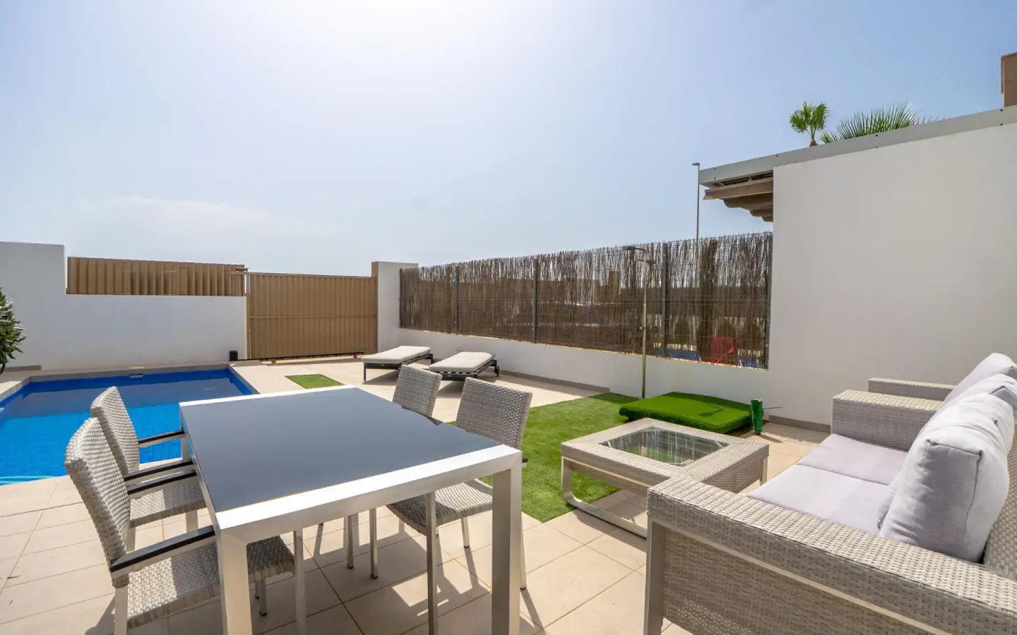 Villa Of 178 M² With Sea Views In Guardamar Del Segura