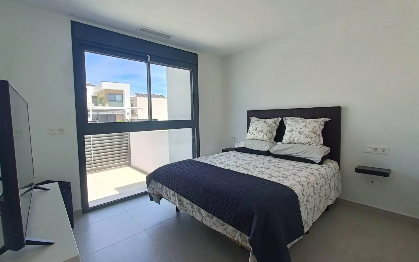 5-bedroom Villa In Rojales, Spain (214 M²)