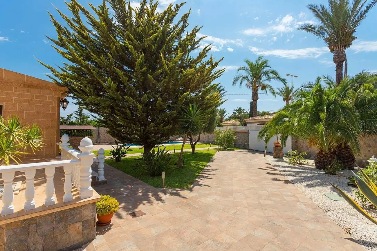 Villa 440 M² In Orihuela Costa, Spain – Mediter Real Estate