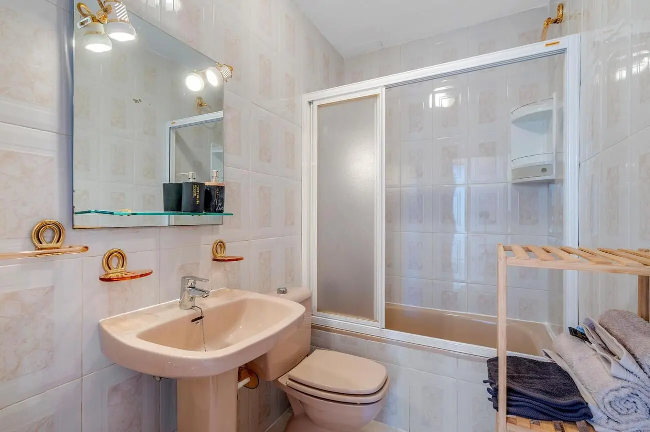 Bungalow Of 0 M² With Features In Torrevieja, Spain