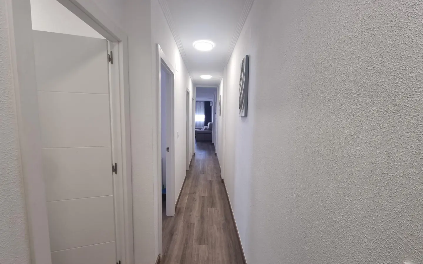 Apartment Of 105 M² In Torrevieja, Spain