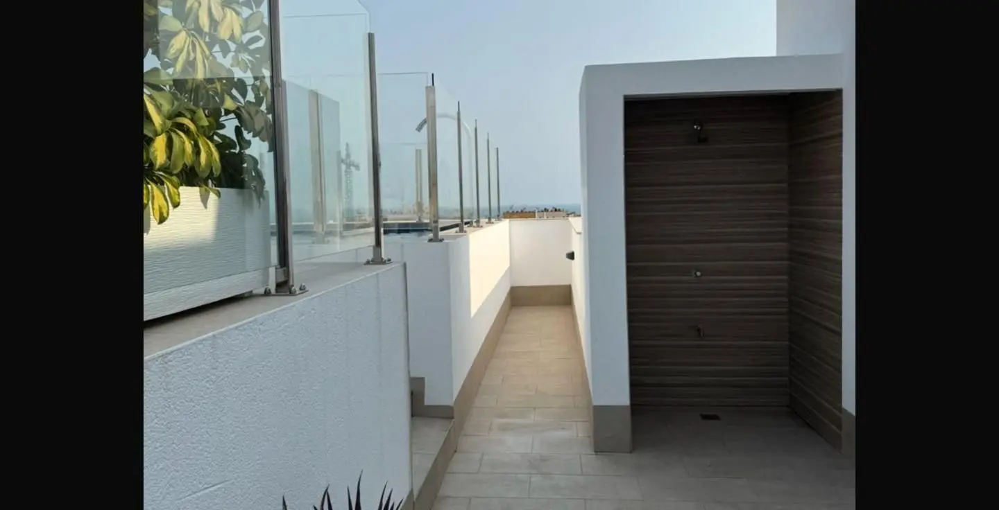 Apartment Of 75 M² In Torrevieja, Spain