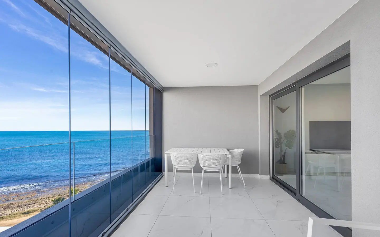Apartment Of 122 M² In Torrevieja, Spain