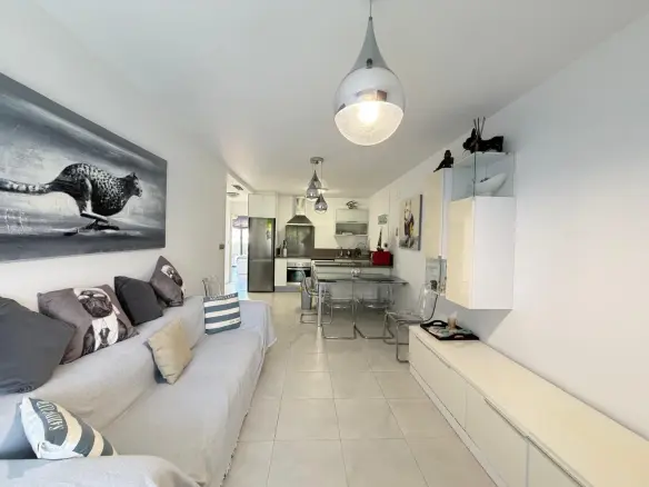 3-bedroom Apartment In Orihuela Costa, Spain (93 M²)