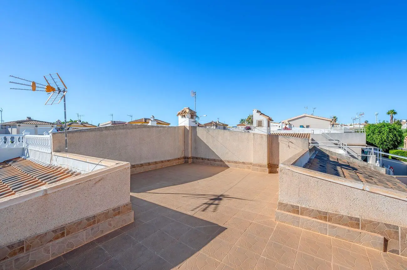 Bungalow Of 0 M² With Features In Torrevieja, Spain