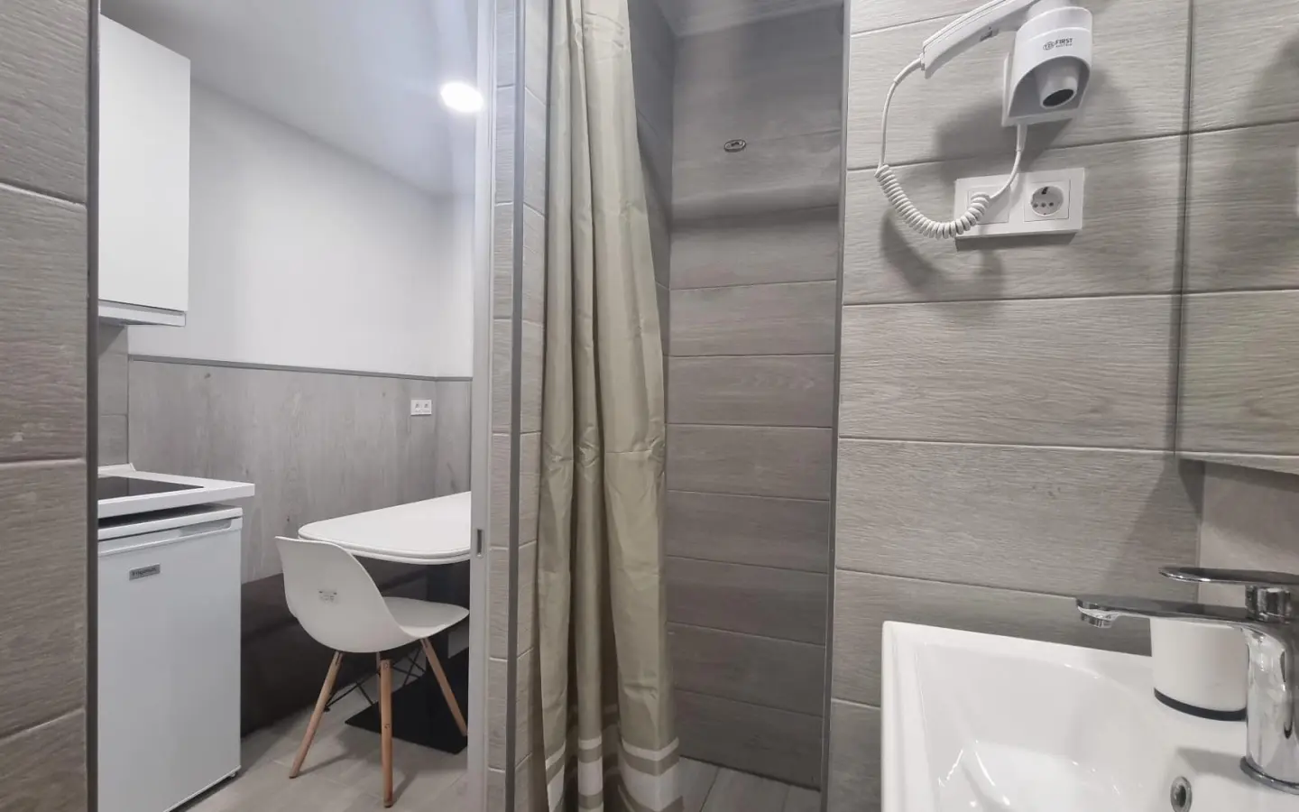 Apartment Of 105 M² In Torrevieja, Spain