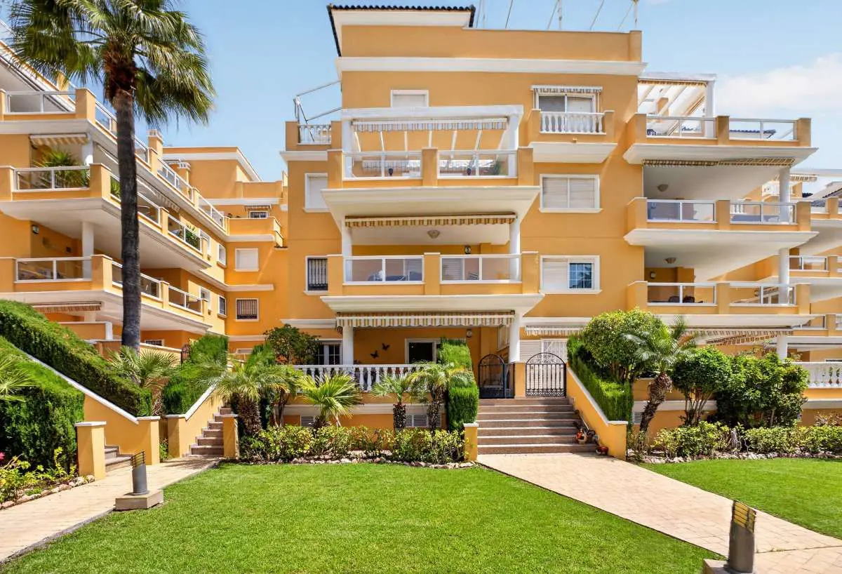 Apartment Of 76 M² With Sea View In Orihuela Costa