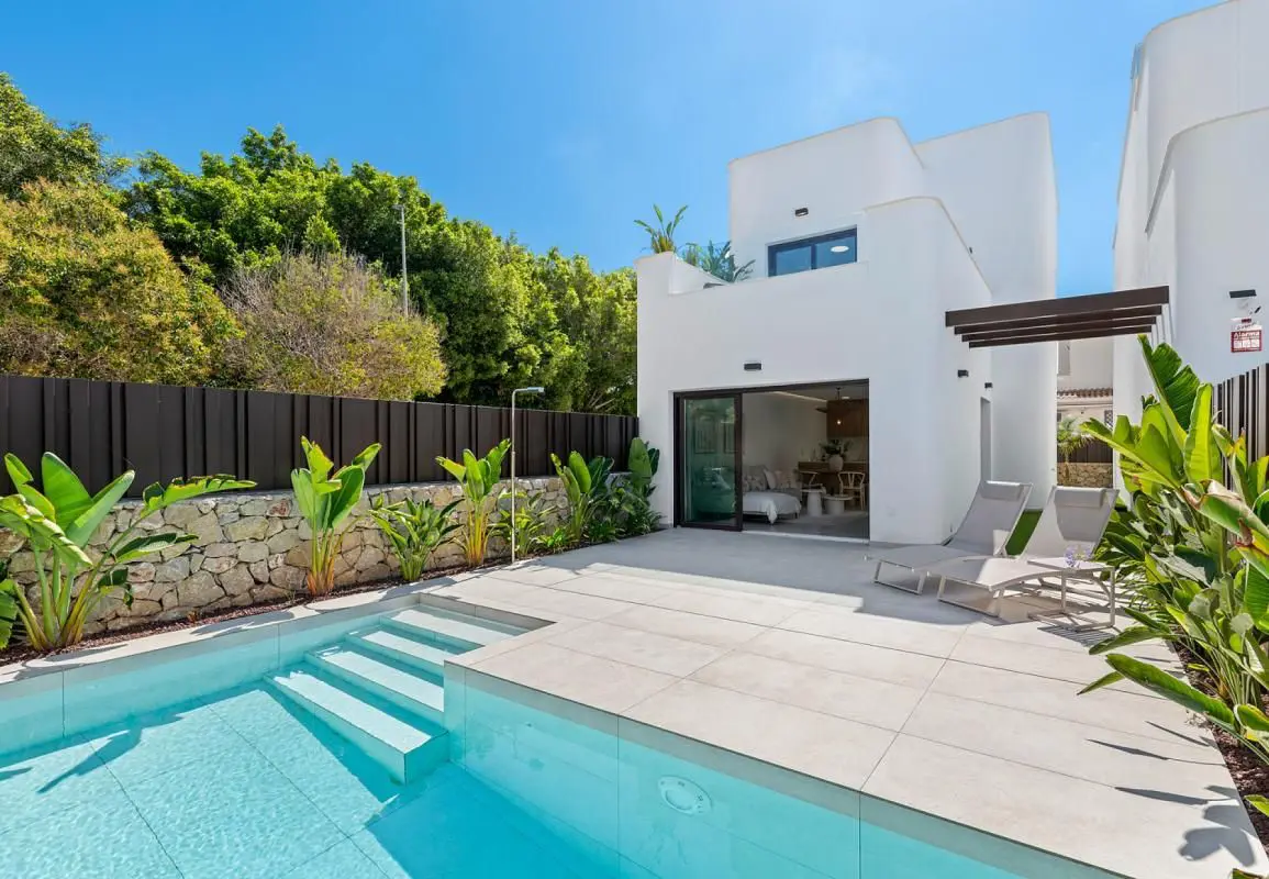 Villa Of 131 M² In Pilar De La Horadada