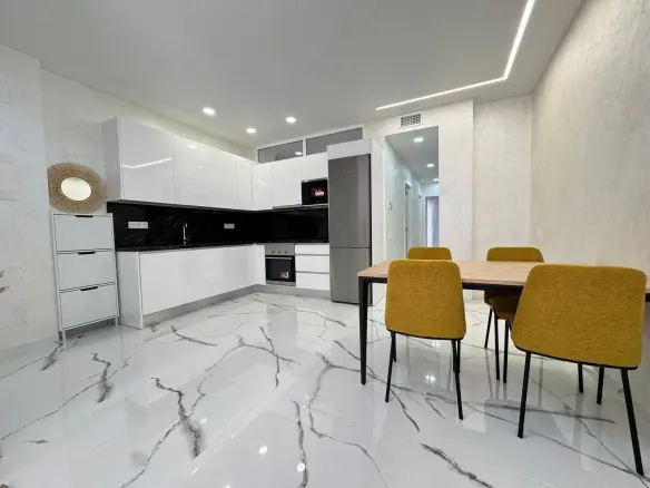 Apartment Of 67 M² In Torrevieja, Spain