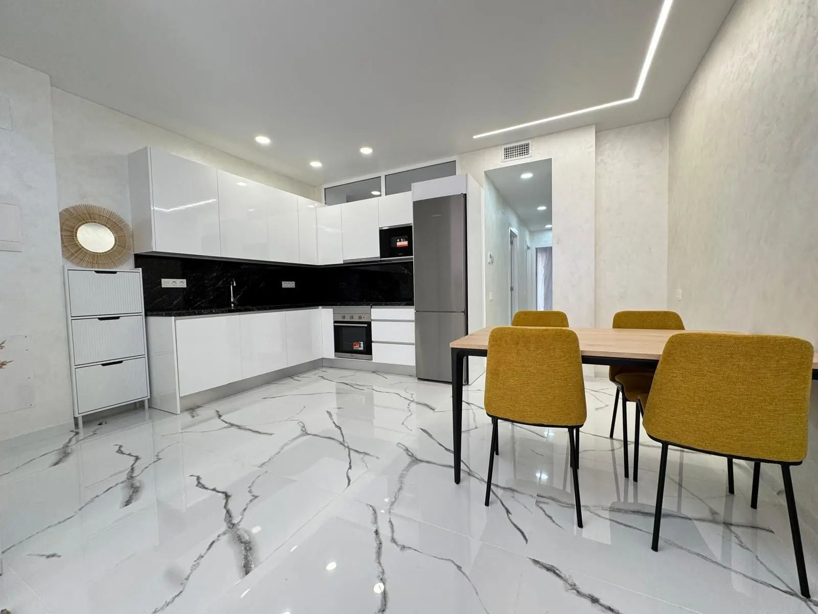Apartment Of 67 M² In Torrevieja, Spain