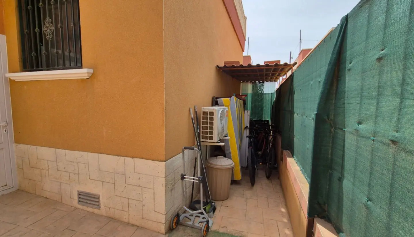 Villa Of 90 M² In Torrevieja, Spain