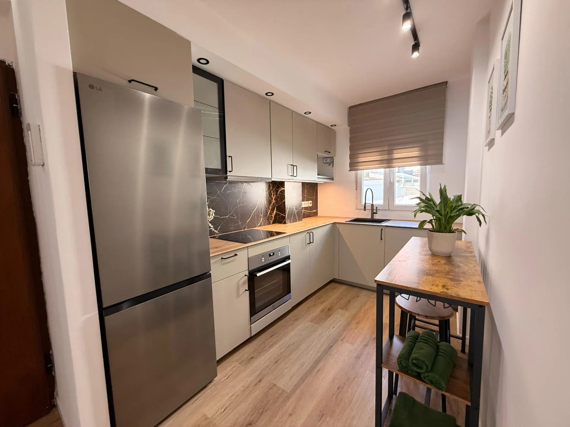 Apartment Of 78 M² In Torrevieja, Spain