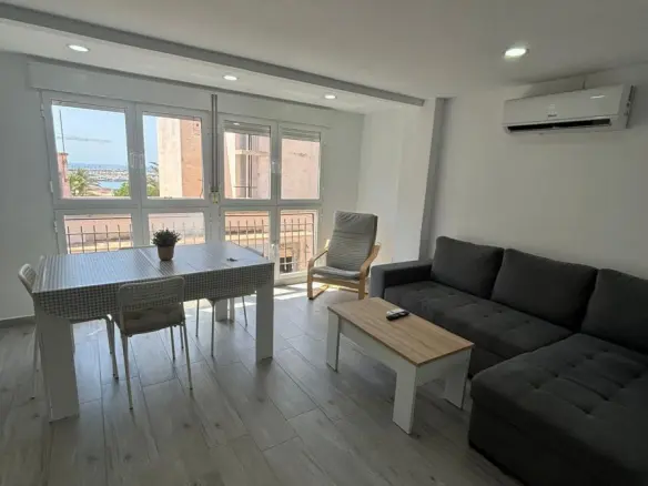 Apartment Of 88 M² In Torrevieja, Spain