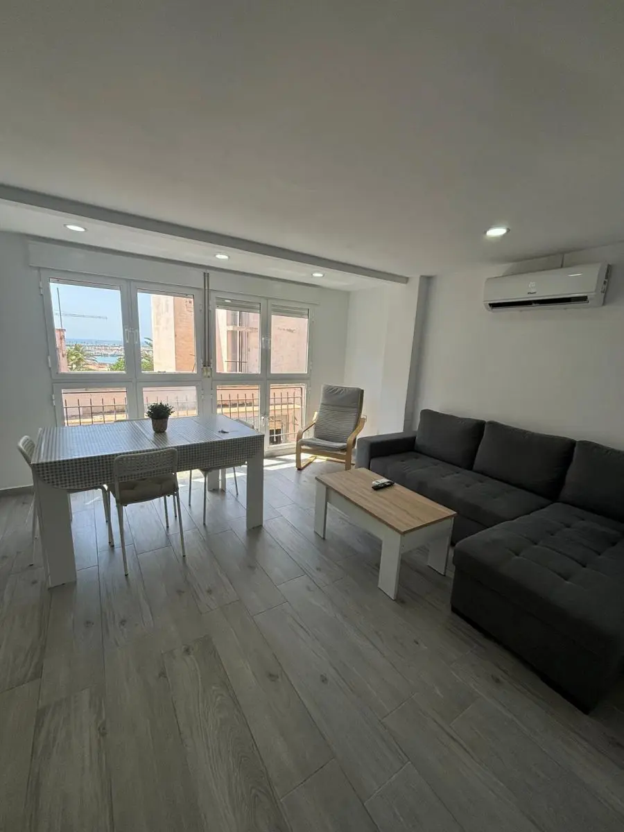 Apartment Of 88 M² In Torrevieja, Spain