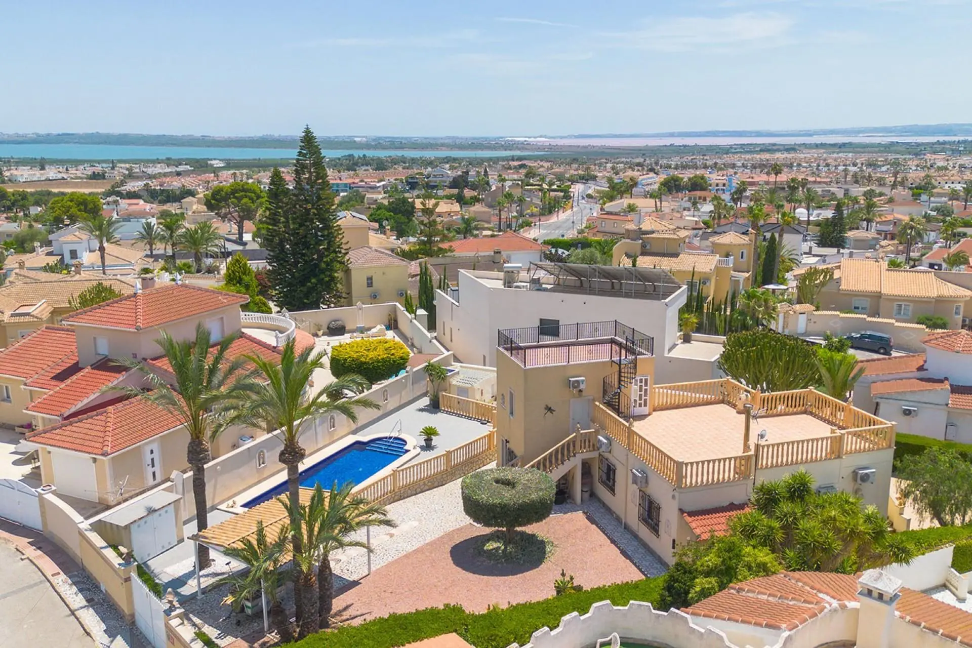 Villa Of 159 M² In Rojales, Spain