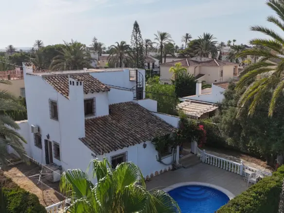 Villa Of 140 M² With Sea View In Cabo Roig, Spain