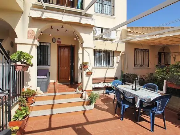 Bungalow Of 86 M² In Guardamar Del Segura