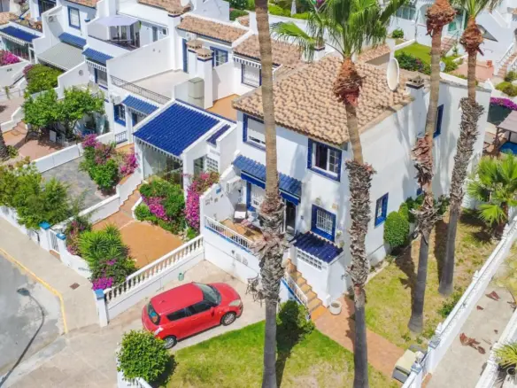Terraced House Of 100 M² In Orihuela Costa, Spain