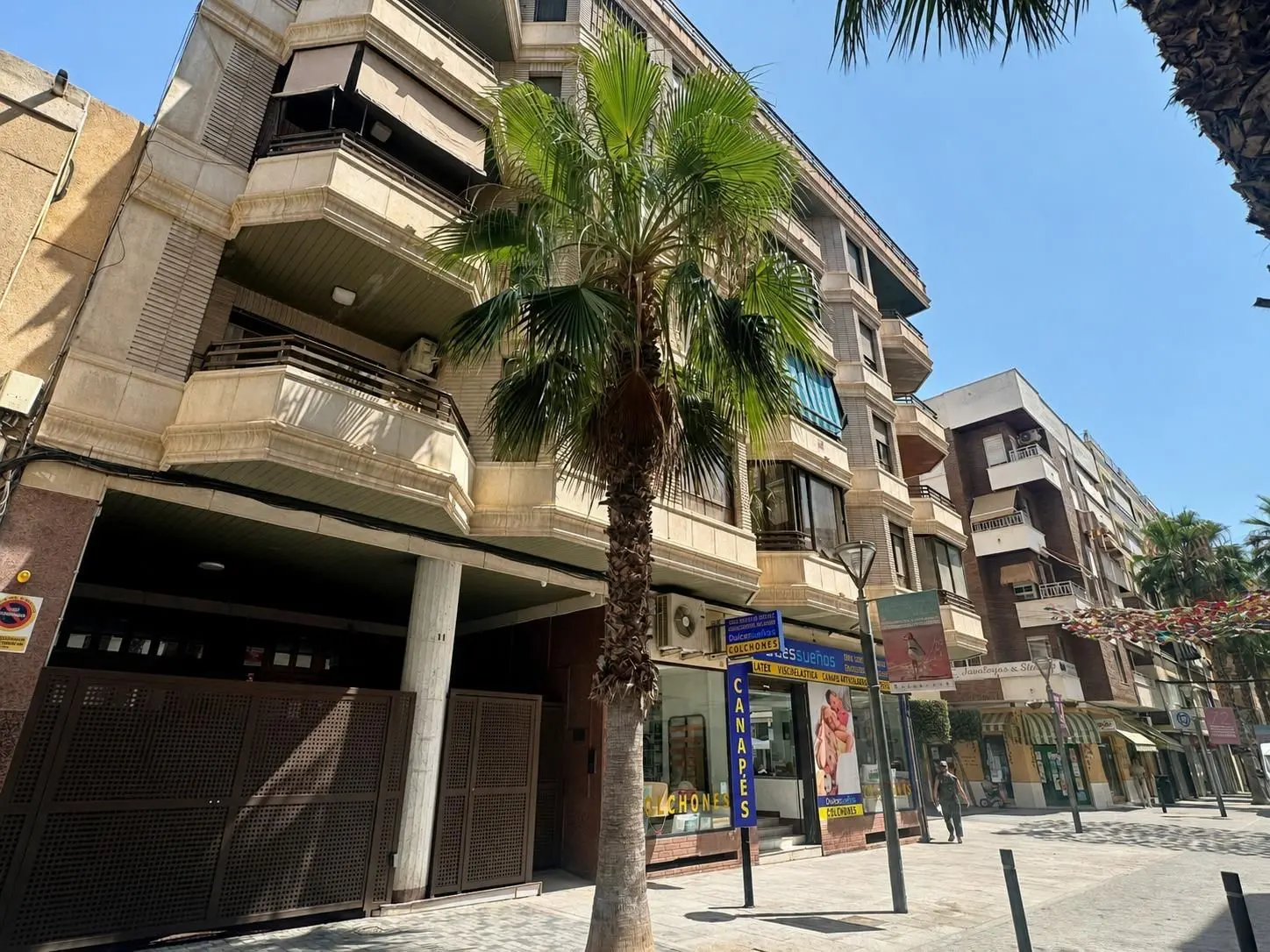 Apartment Of 130 M² In Torrevieja, Spain