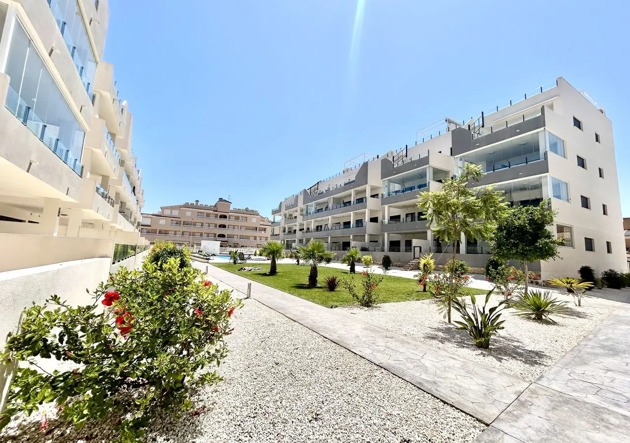 Apartment Of 107 M² With Sea View In Orihuela Costa