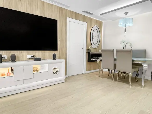 Apartment Of 108 M² In Torrevieja, Spain