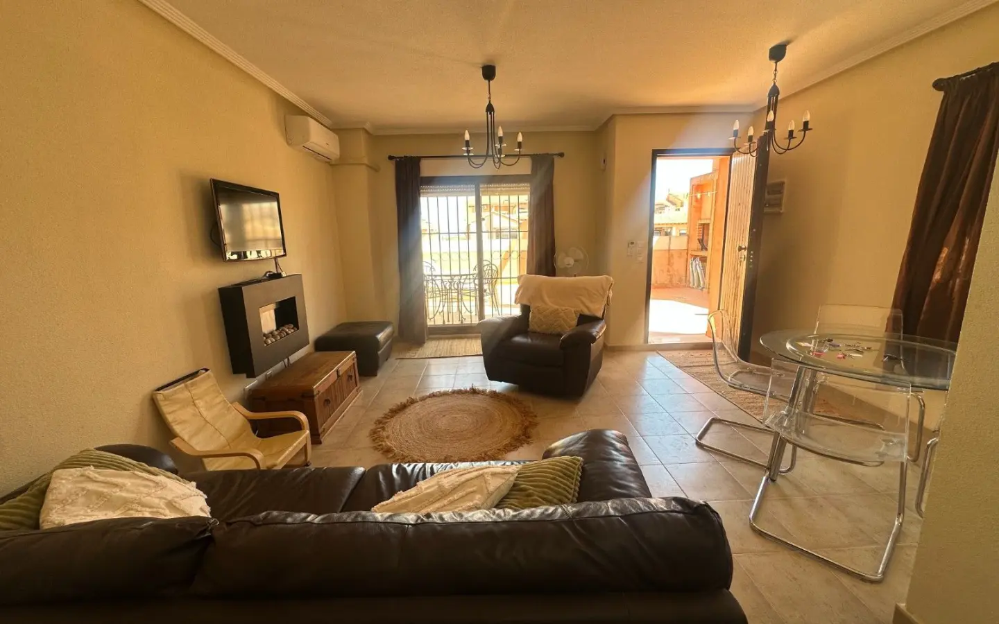 Apartment Of 78 M² With Features In Torrevieja, Spain