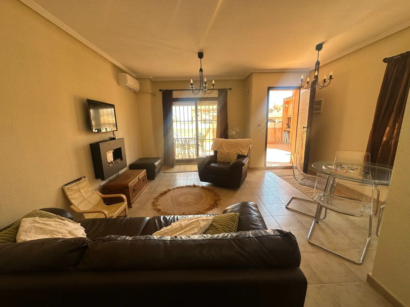 Apartment Of 78 M² With Features In Torrevieja, Spain
