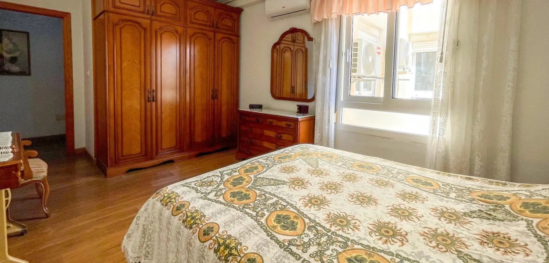 Apartment Of 129 M² In Torrevieja, Spain