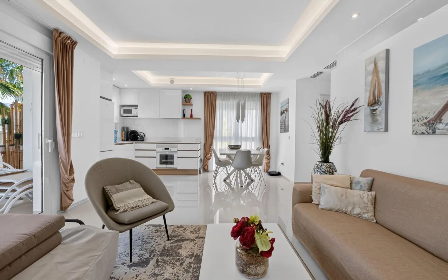 Apartment Of 82 M² In Rojales, Spain