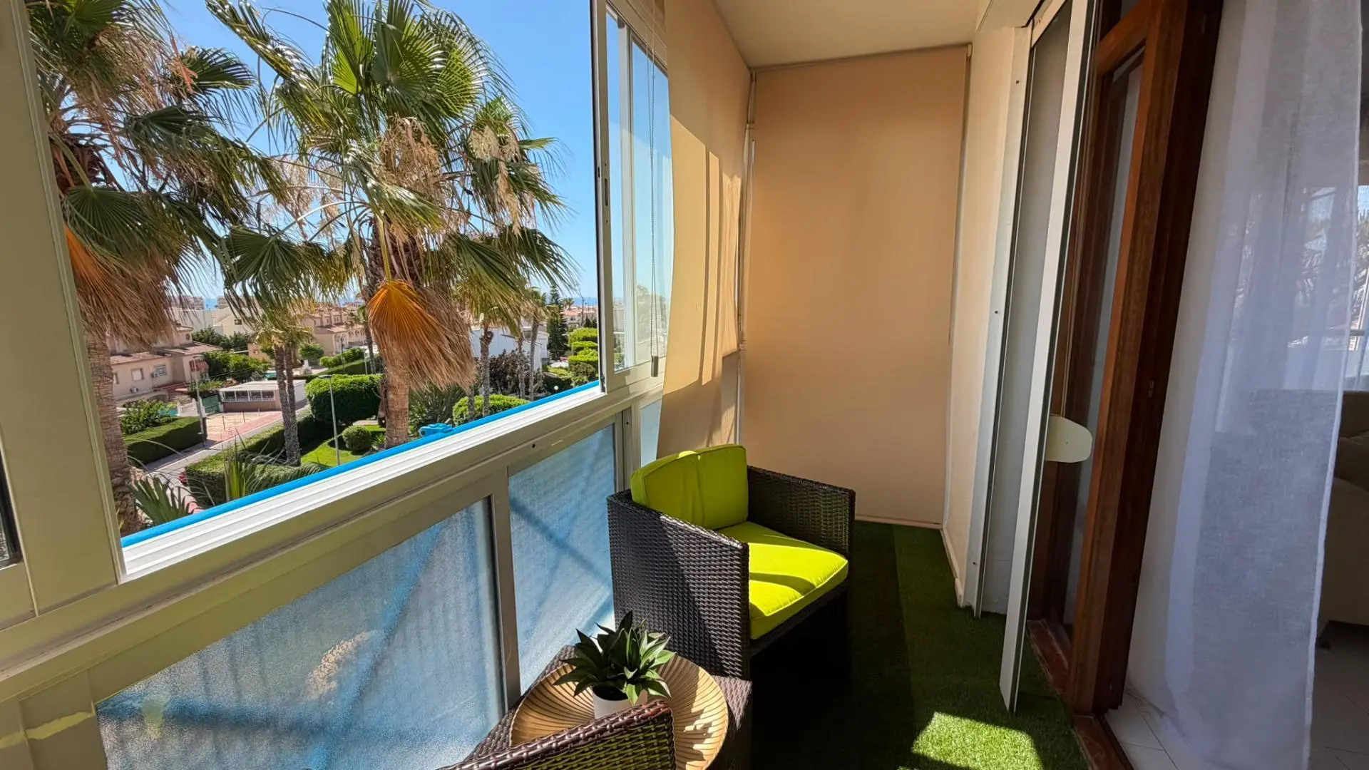 Apartment Of 63 M² In Torrevieja, Spain