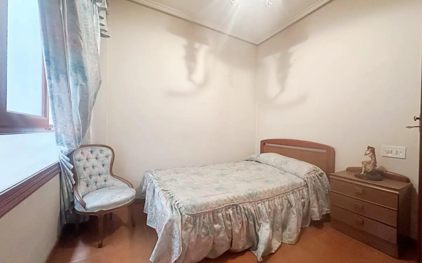 Apartment Of 130 M² In Torrevieja, Spain