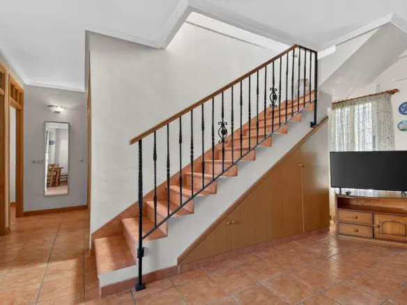 5-bedroom Villa In Lo Pagan, Spain (256 M²)