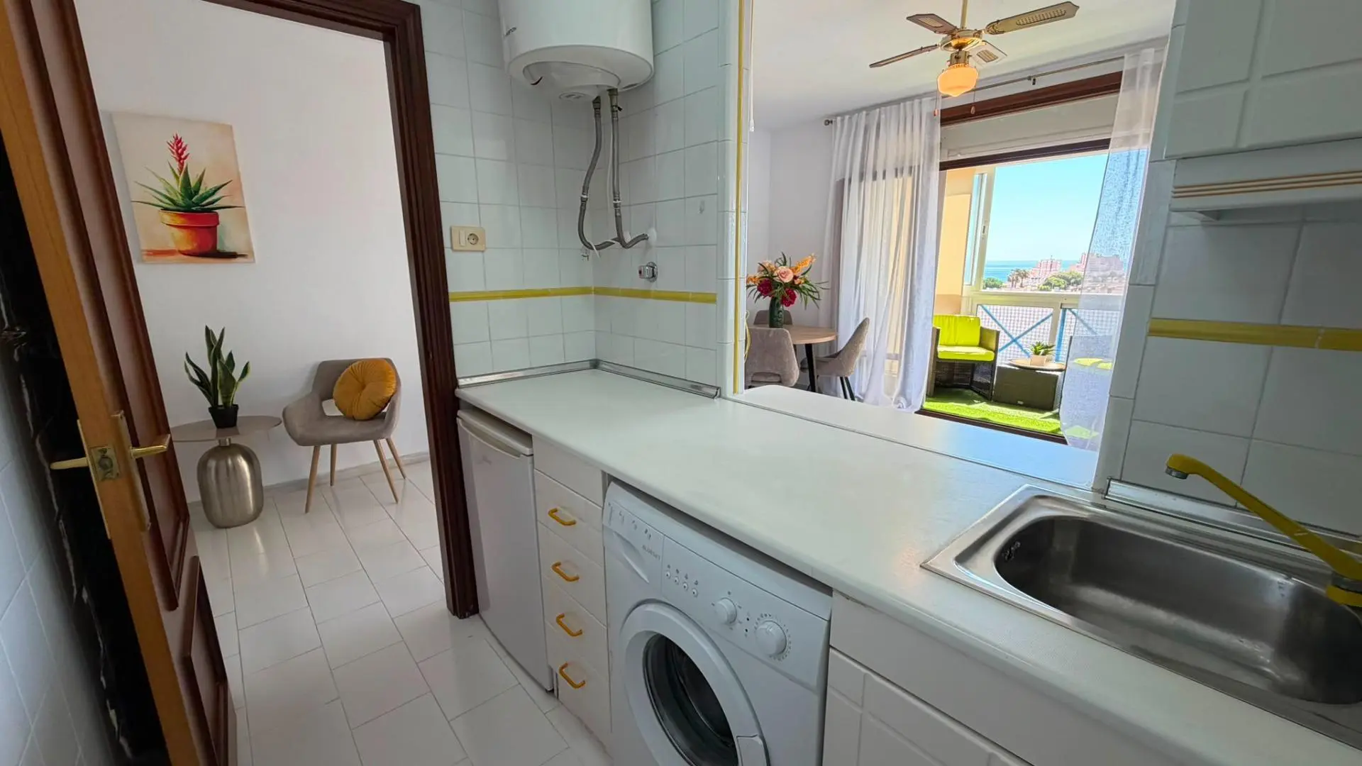 Apartment Of 63 M² In Torrevieja, Spain