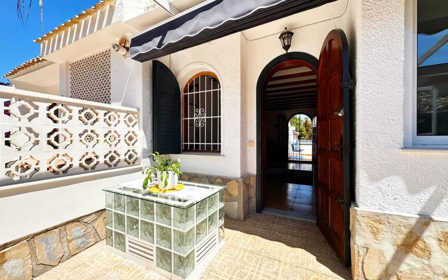Terraced House Of 98 M² With Sea Views In Orihuela Costa