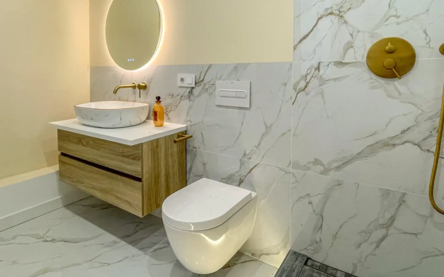 Apartment Of 91 M² In Torrevieja, Spain