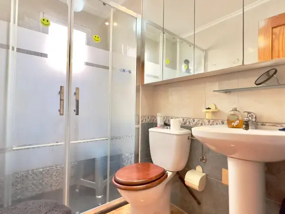 2-bedroom Penthouse In Torrevieja, Spain (73 M²)
