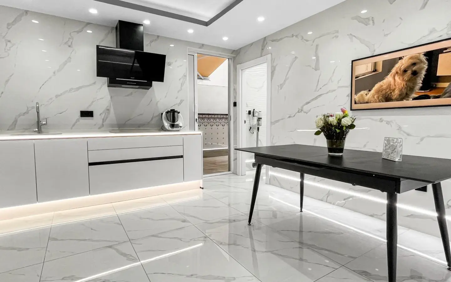 Apartment Of 108 M² In Torrevieja, Spain