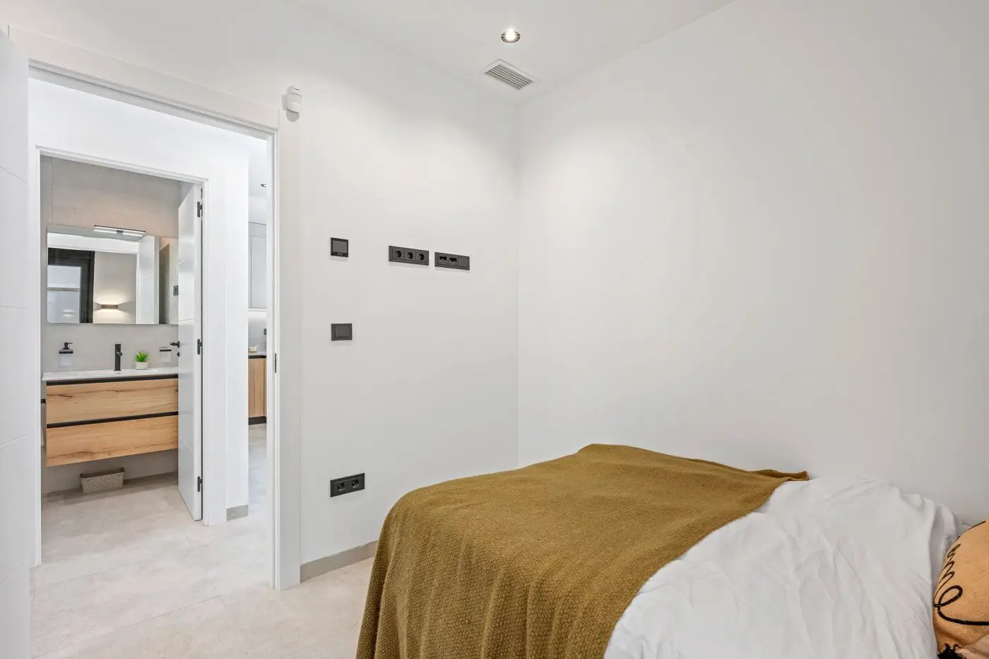 Villa Of 116 M² In San Miguel De Salinas, Spain