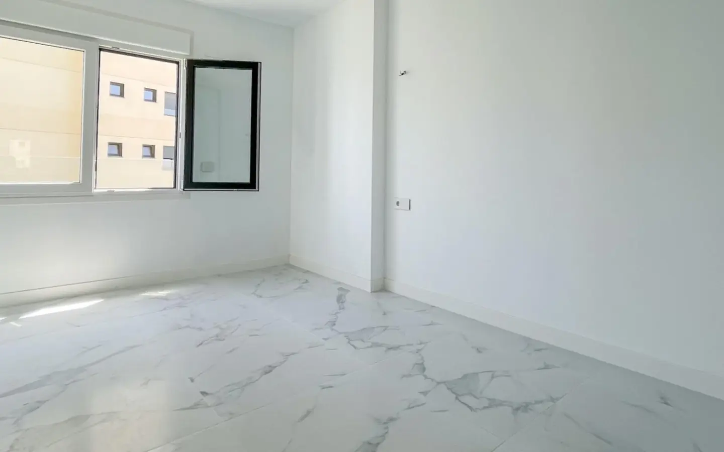 Apartment Of 146 M² In Orihuela Costa, Spain