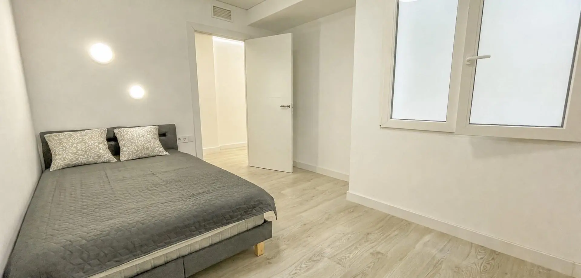 Apartment Of 91 M² In Torrevieja, Spain