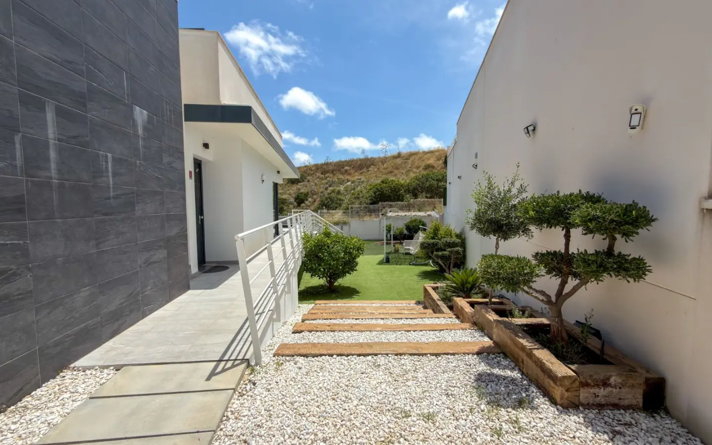 Villa Of 200 M² In San Miguel De Salinas, Spain