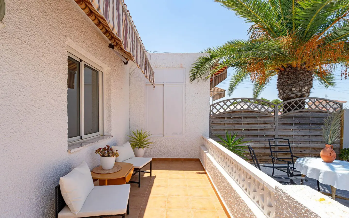 Apartment Of 59 M² With Balcony In Rojales