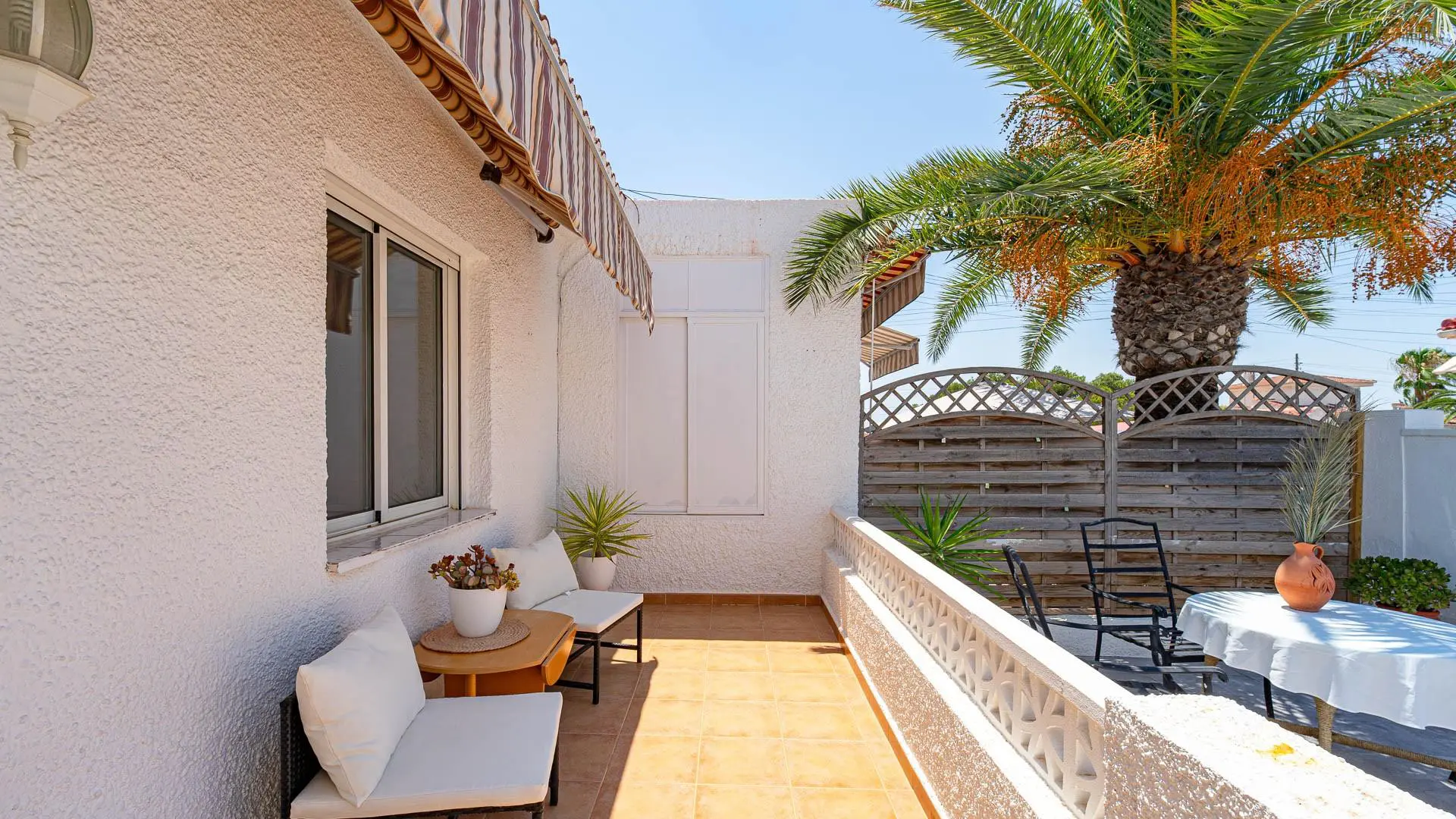 Apartment Of 59 M² With Balcony In Rojales