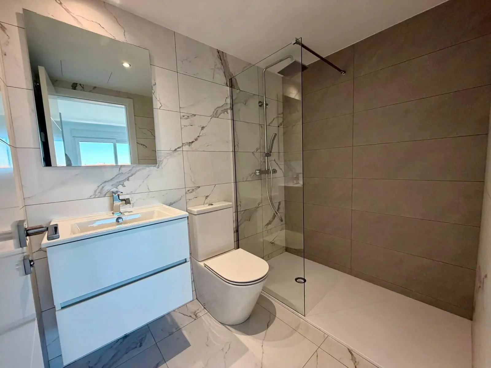 Apartment Of 76 M² In Torrevieja, Spain