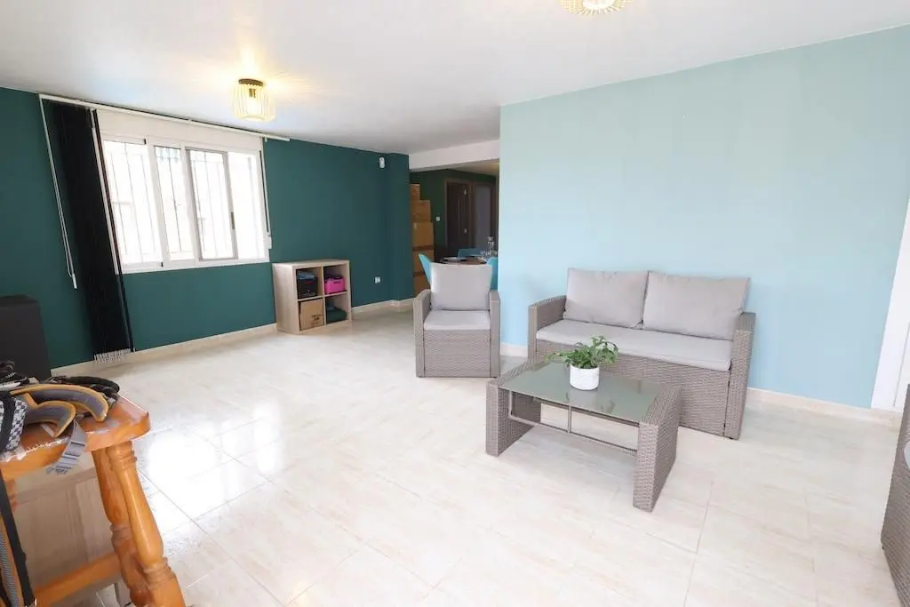 Villa Of 208 M² In San Miguel De Salinas