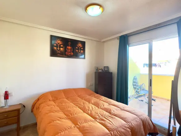 2-bedroom Penthouse In Torrevieja, Spain (73 M²)