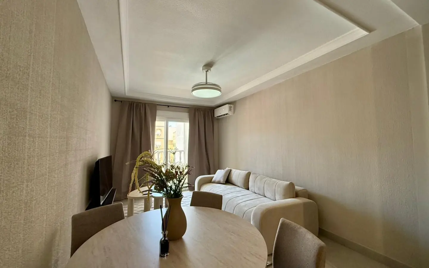 Apartment Of 80 M² With Sea View In Torrevieja, Spain