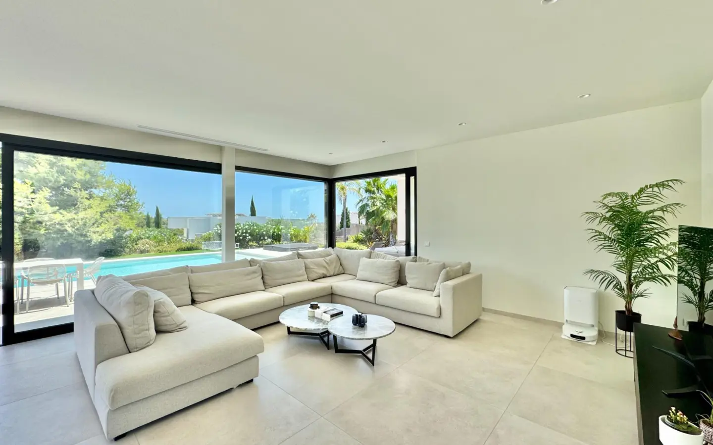Villa Of 369 M² In Orihuela, Spain