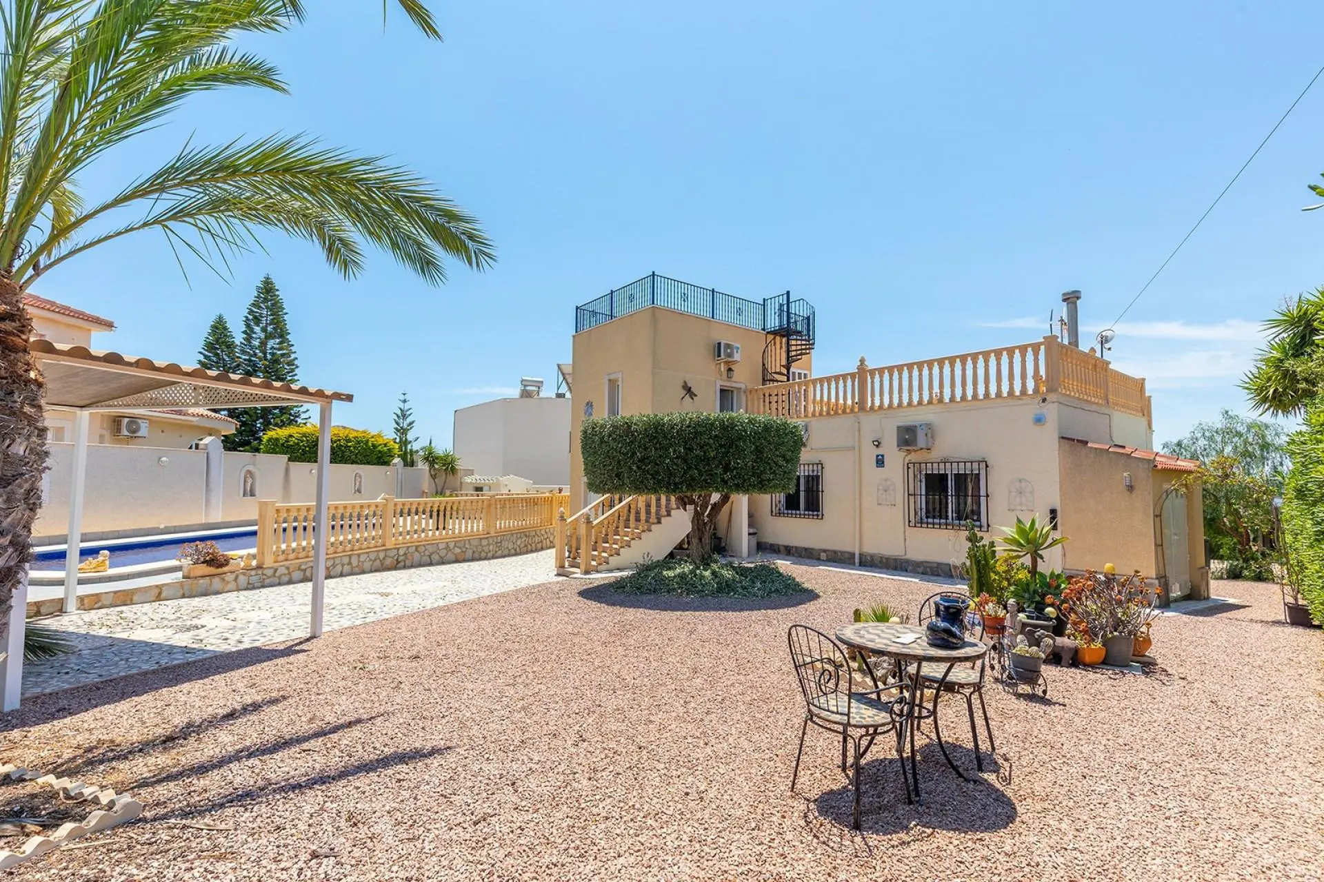 Villa Of 159 M² In Rojales, Spain