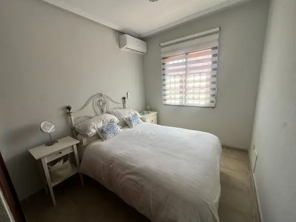 Apartment Of 78 M² With Features In Torrevieja, Spain